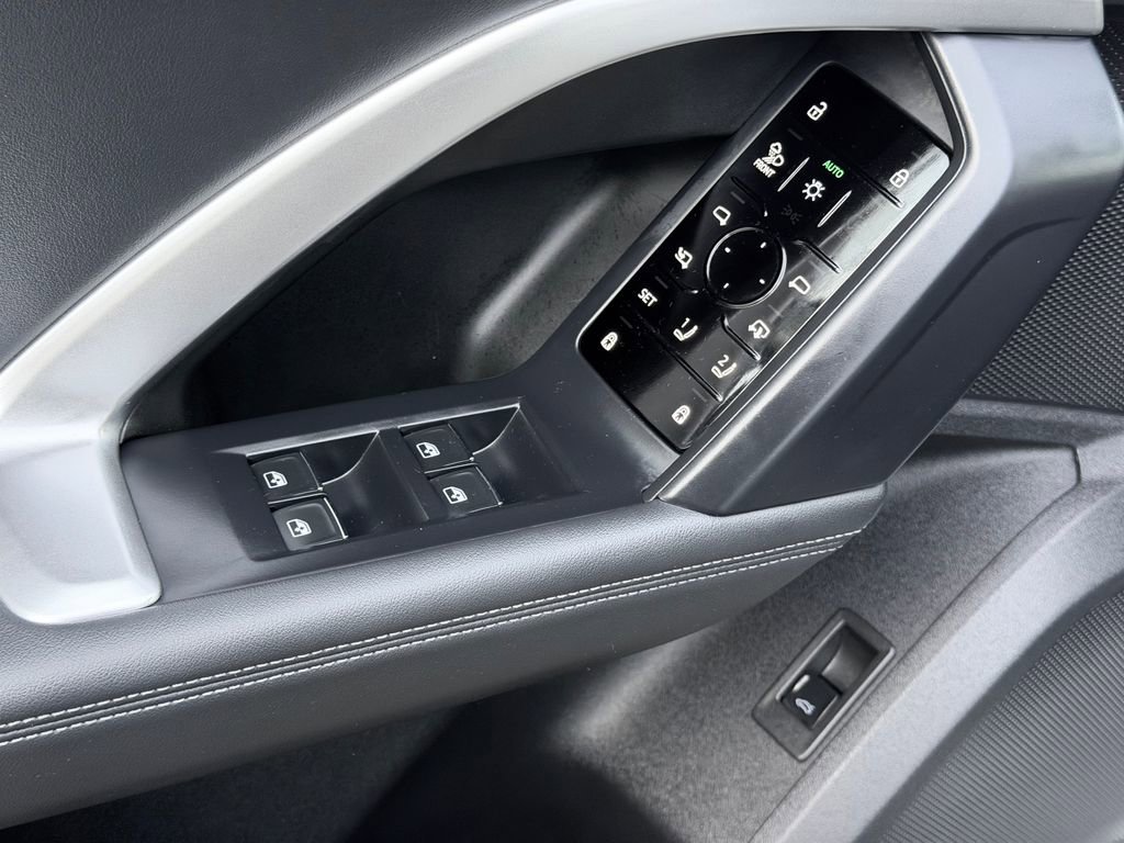 Used 2025 Audi Q5 Premium Plus w/ Premium Plus image 22