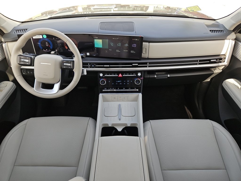 Used 2026 Hyundai Santa Fe SEL FWD image 9