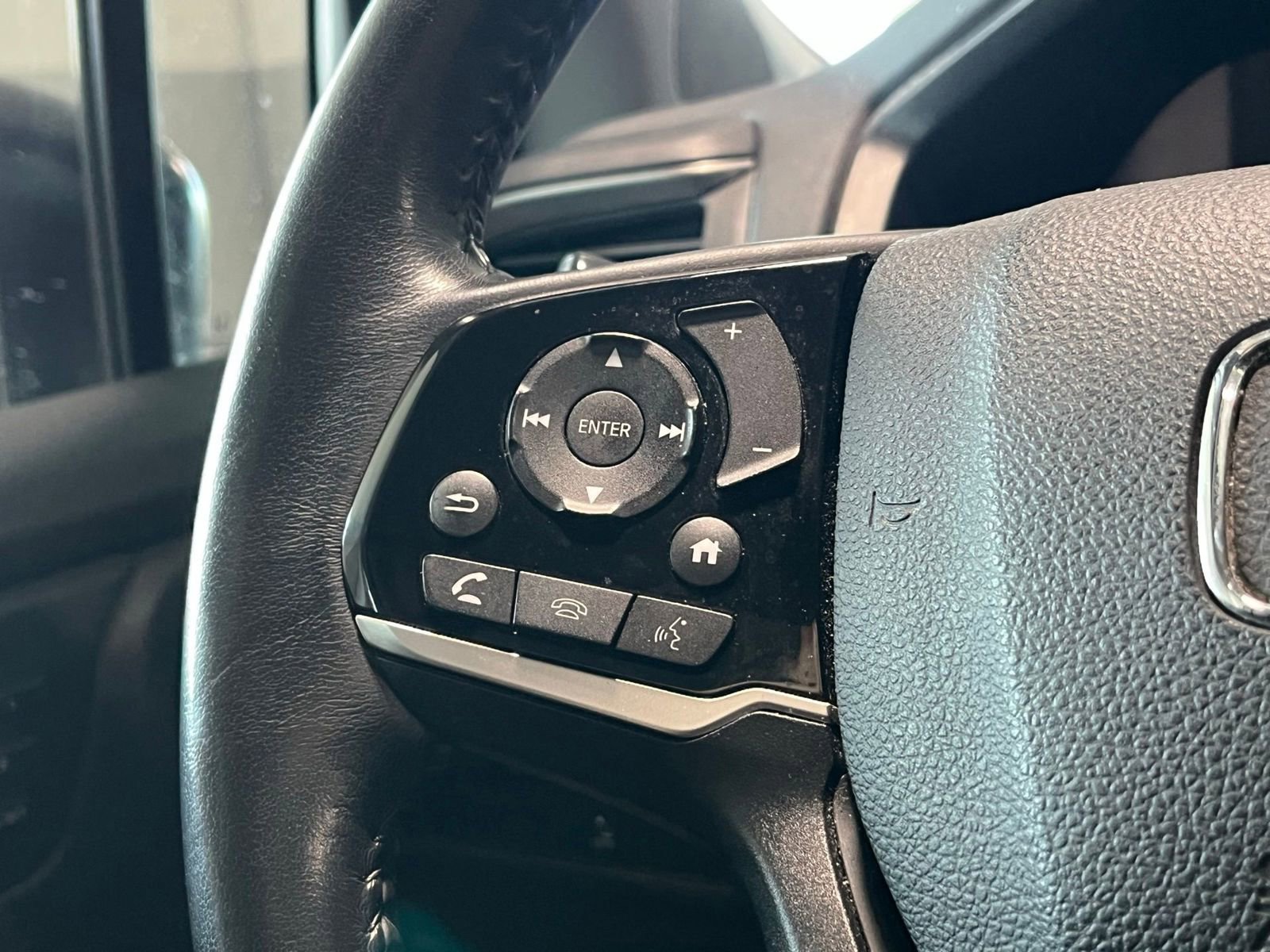 Used 2018 Honda Odyssey EX-L image 31