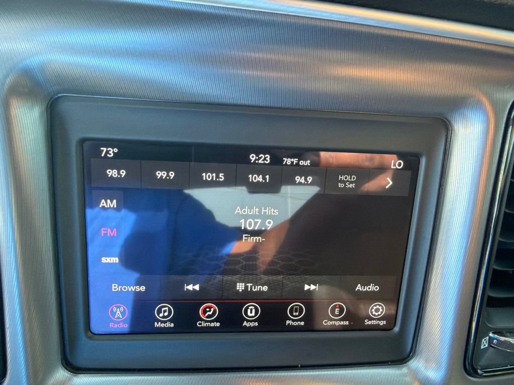 Used 2020 Dodge Challenger SXT w/ Blacktop Package RWD image 27