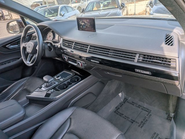 Used 2017 Audi Q7 3.0T Premium Plus w/ Premium Plus Package image 26