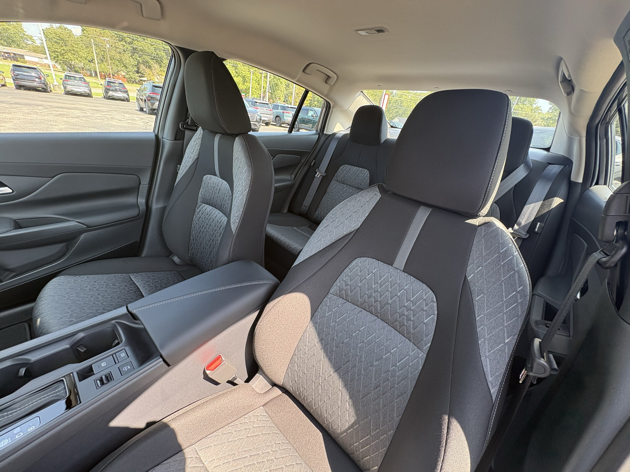 New 2027 Nissan Sentra SV w/ SV Convenience Package FWD image 12