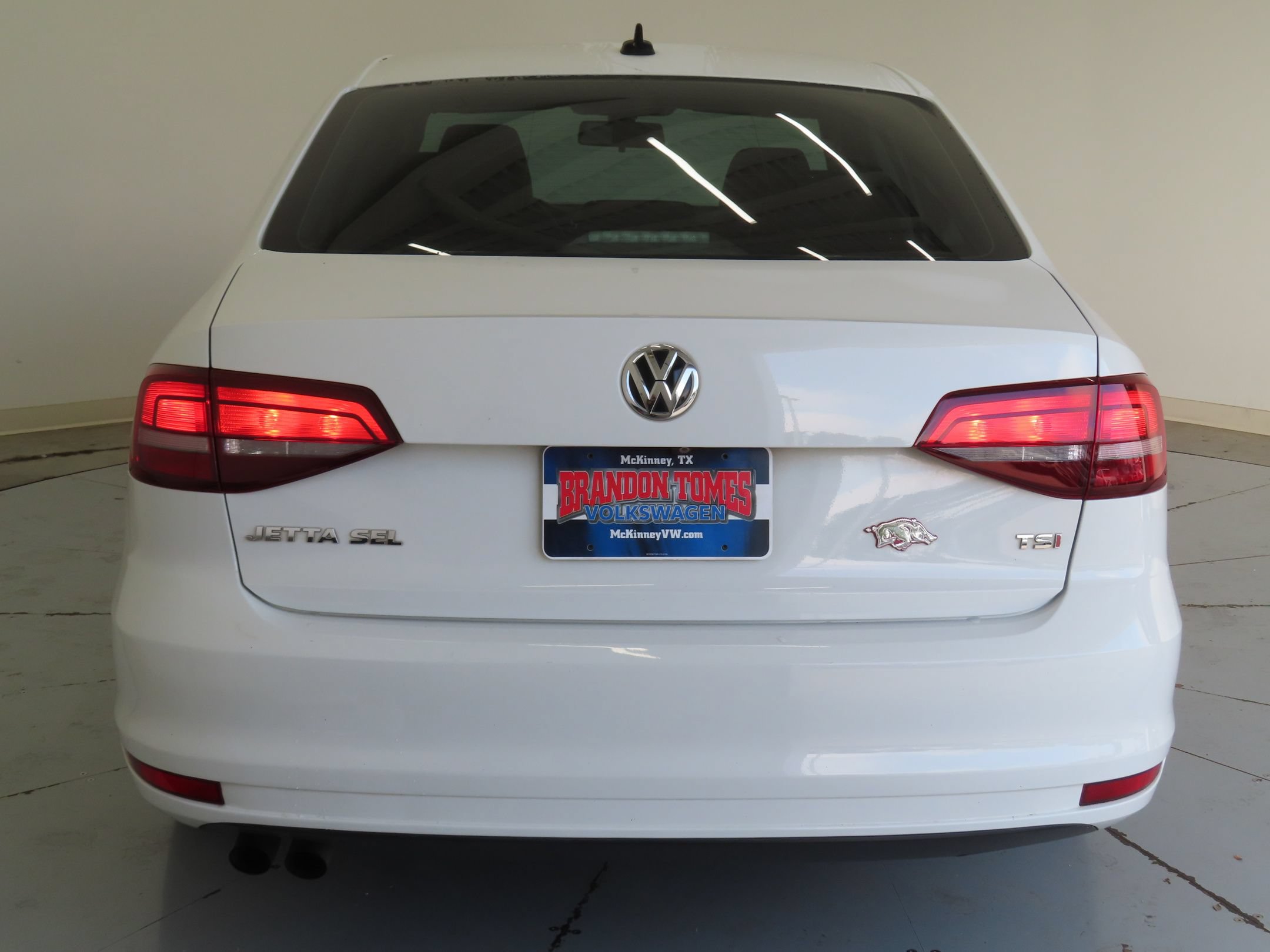 Used 2016 Volkswagen Jetta SEL FWD image 4
