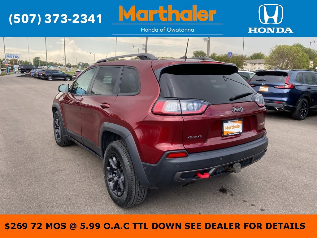 Used 2019 Jeep Cherokee Trailhawk image 3