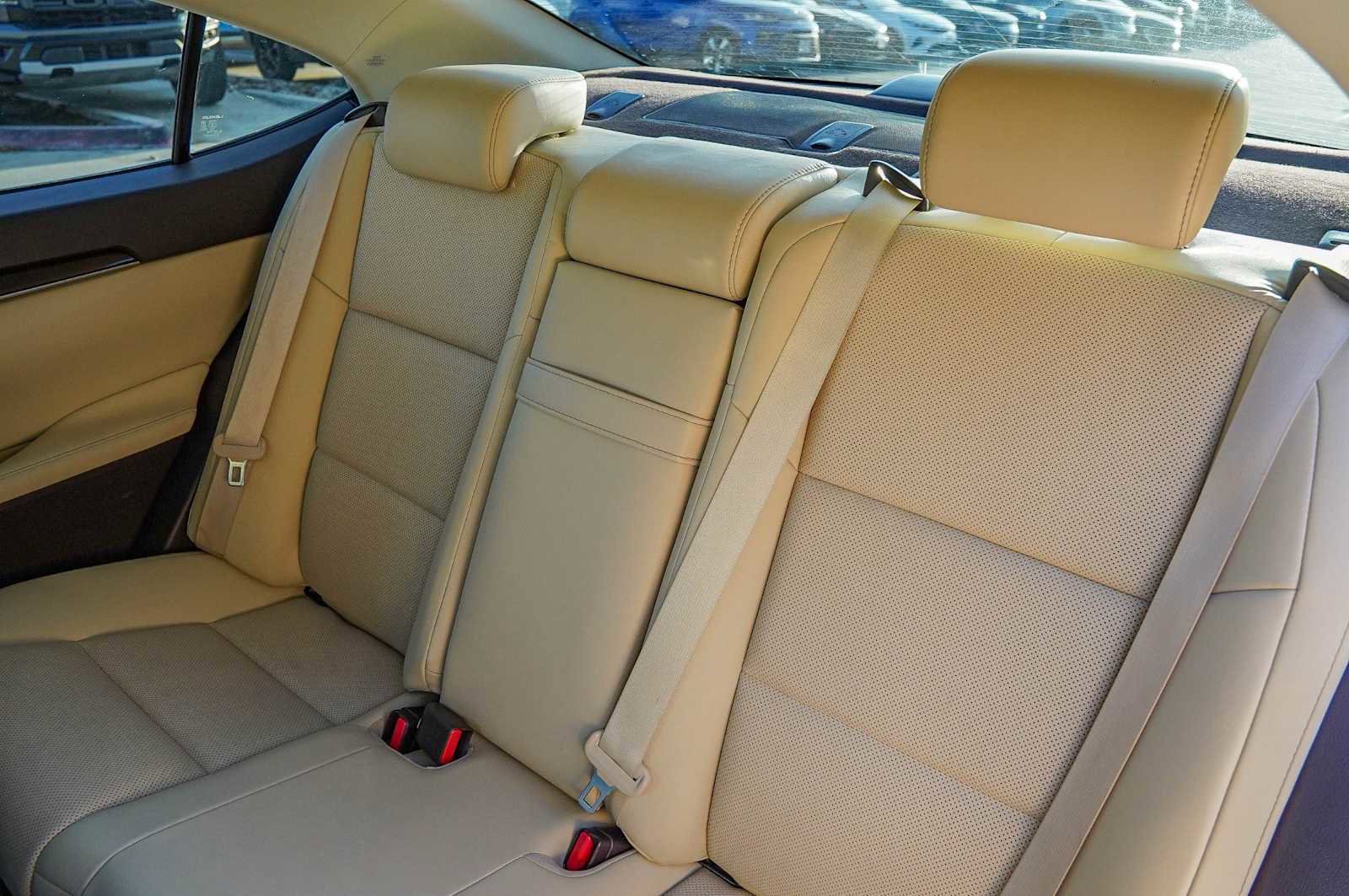 Used 2018 Lexus ES 350 image 32