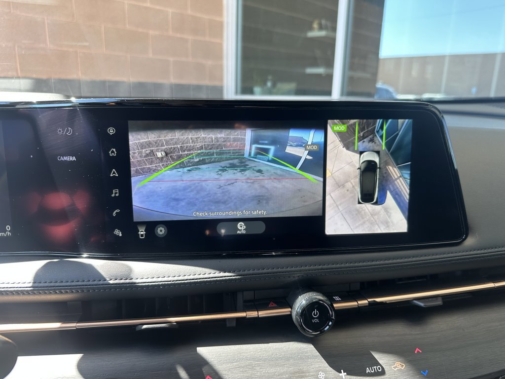 Used 2023 Nissan Ariya FWD image 27