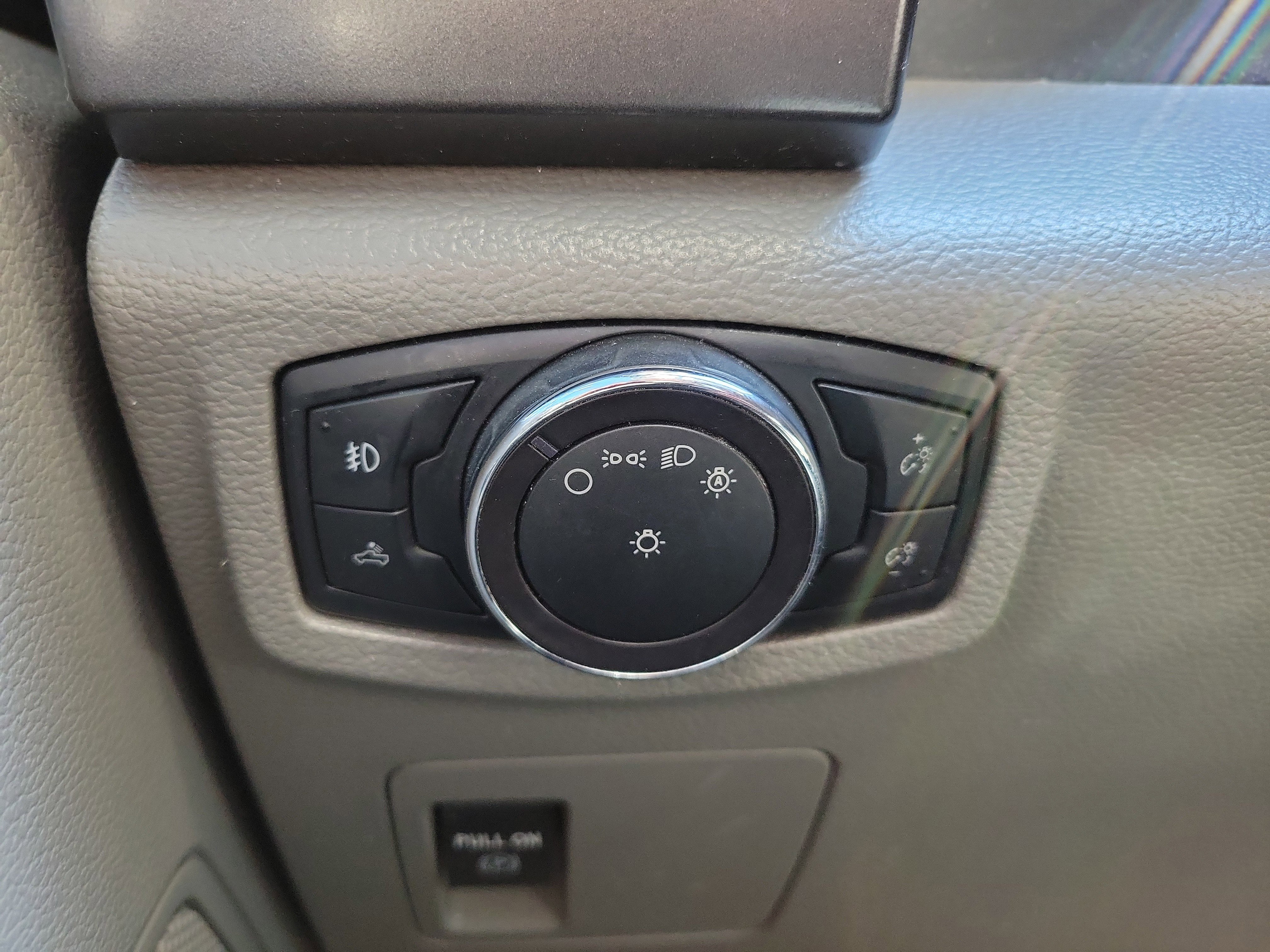 Used 2018 Ford F150 XLT image 22