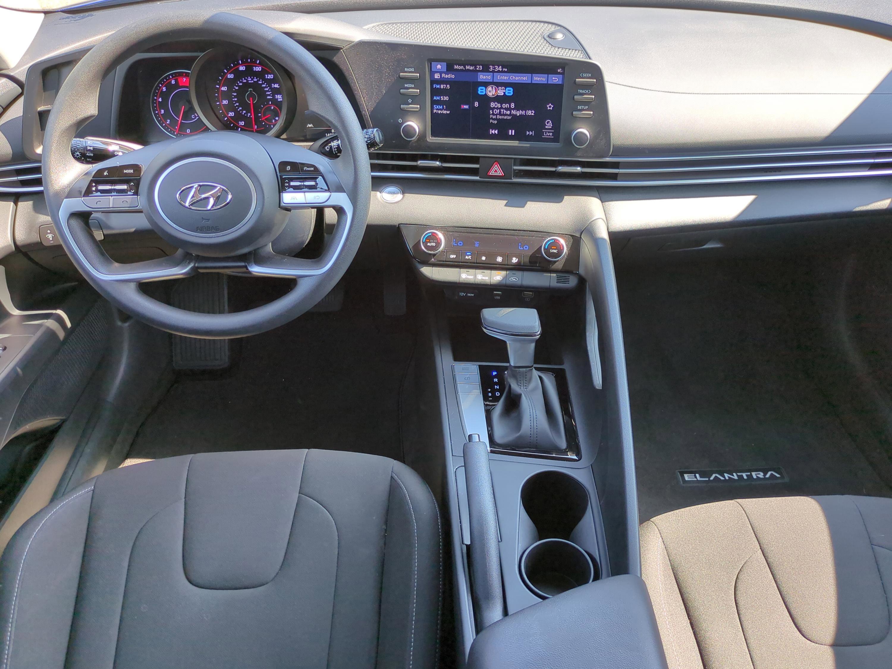 Used 2023 Hyundai Elantra SEL image 13