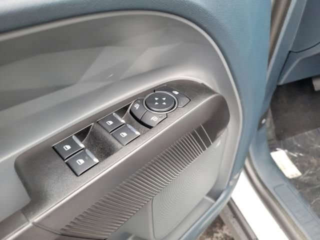 New 2025 Ford Maverick XL w/ Equipment Group 101A image 21