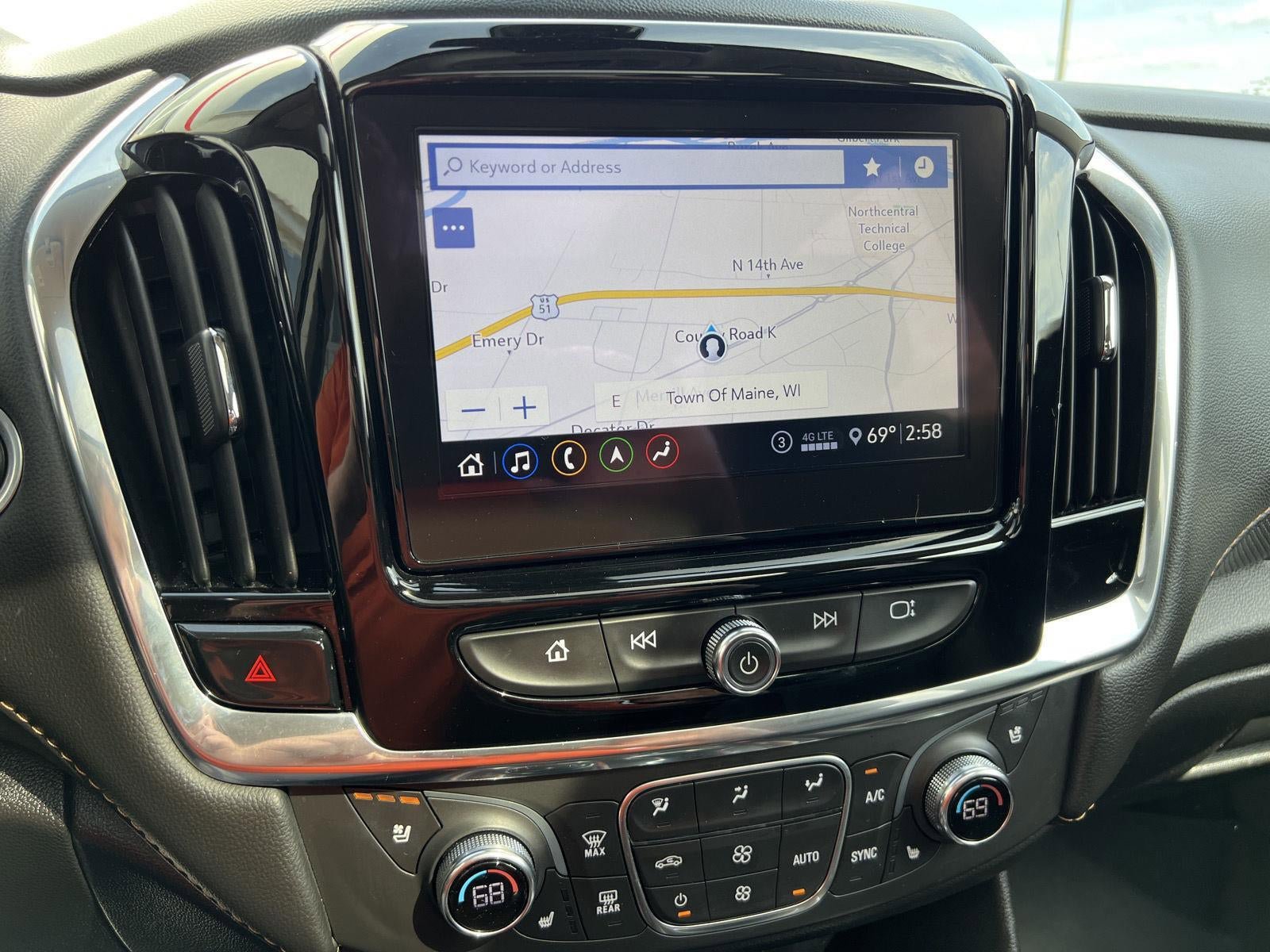 Used 2020 Chevrolet Traverse Premier w/ Redline Edition AWD/4WD image 5