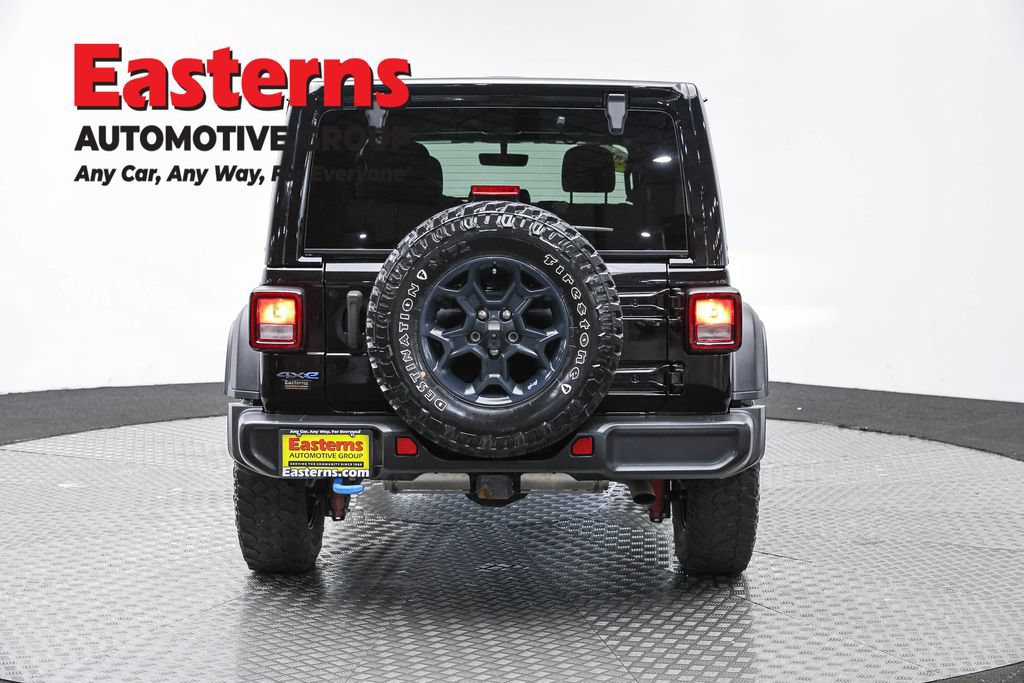 Used 2023 Jeep Wrangler Unlimited w/ Sun & Screen Package AWD/4WD image 8