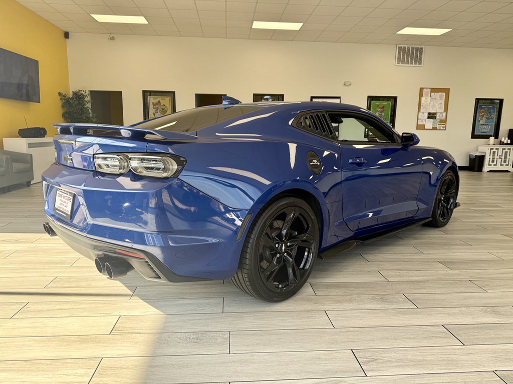 Used 2019 Chevrolet Camaro SS RWD image 6