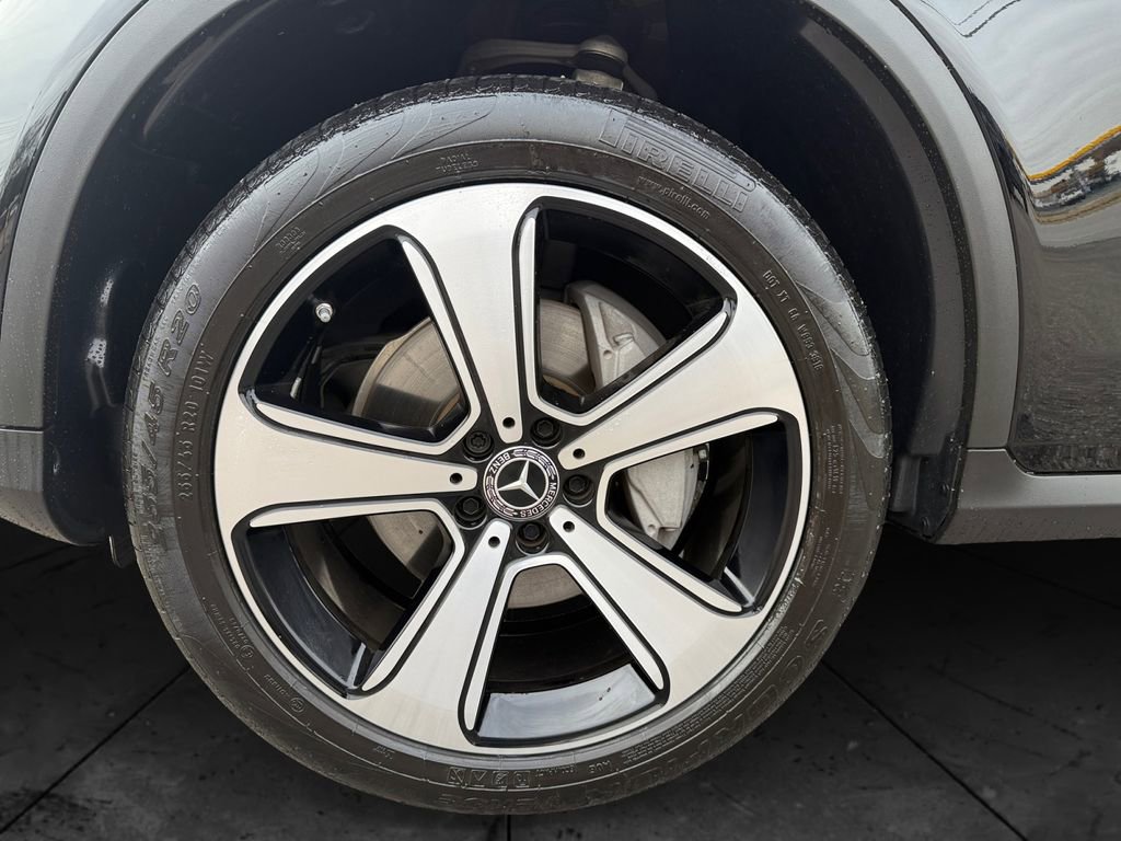 Used 2019 Mercedes-Benz GLC 300 4MATIC Coupe image 14