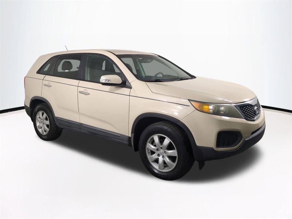 Used 2012 Kia Sorento LX image 2