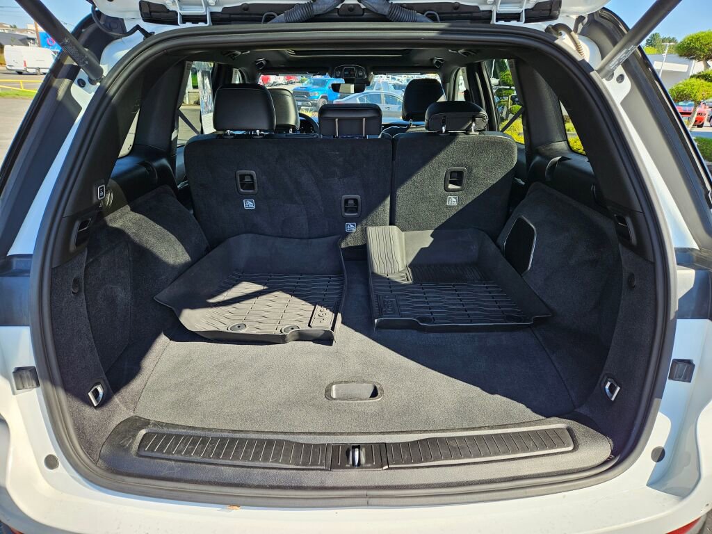 Used 2024 Jeep Grand Cherokee Trailhawk image 13