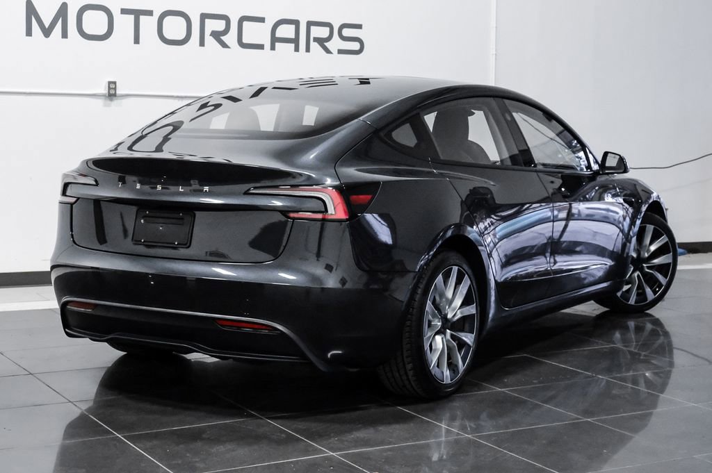 Used 2024 Tesla Model 3 Long Range RWD image 9