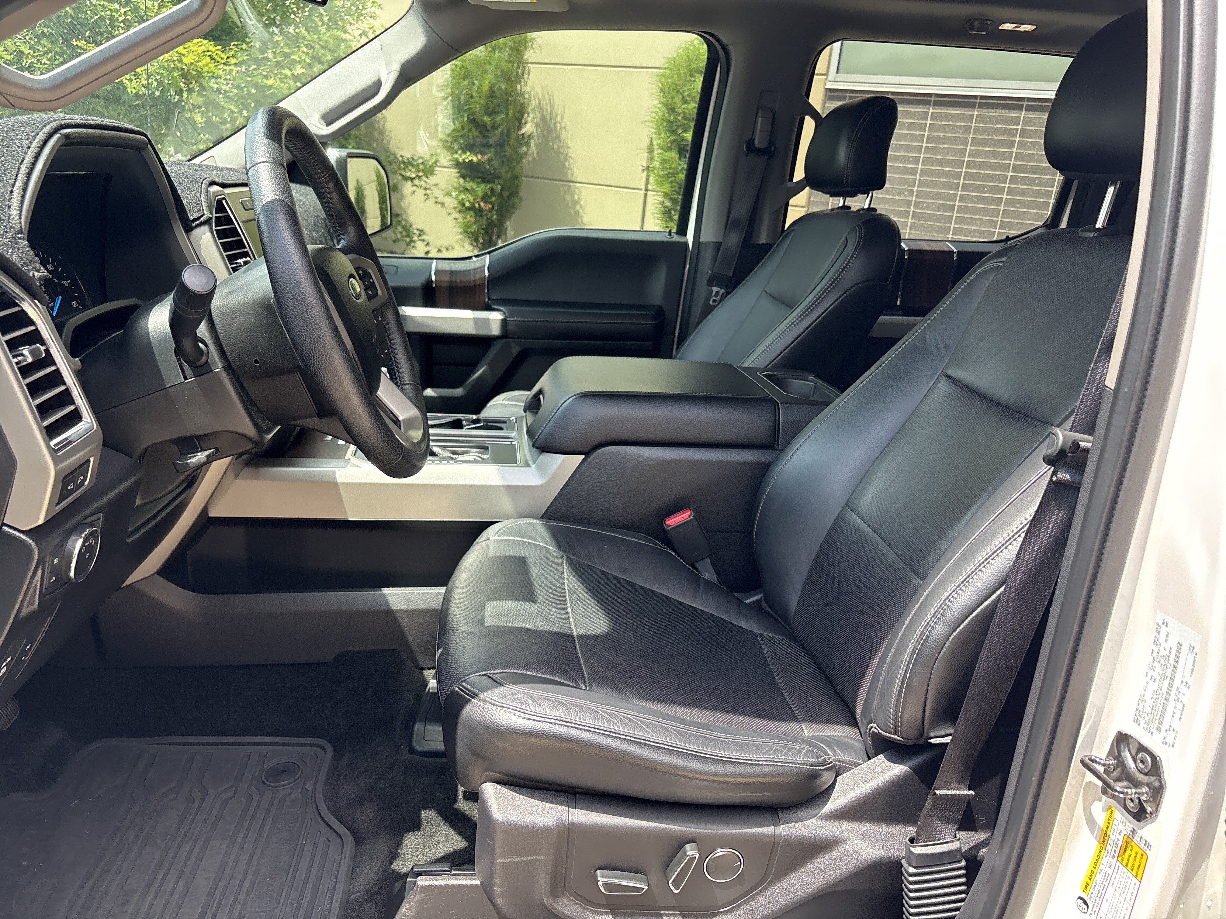 Used 2015 Ford F150 Lariat AWD/4WD image 15