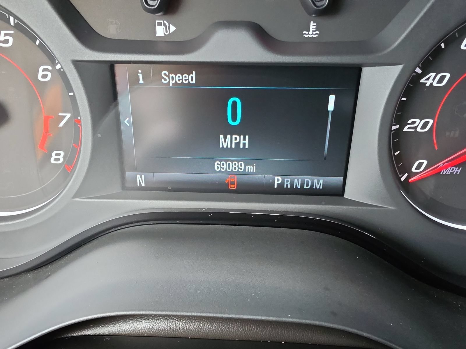 Used 2017 Chevrolet Camaro LT RWD image 23