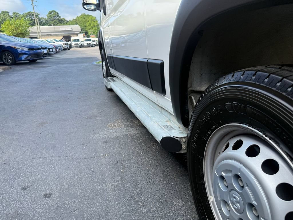 Used 2025 RAM ProMaster 2500 w/ U-Haul Equipment Group FWD image 14