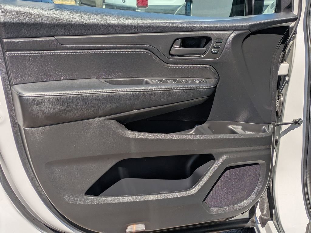 Used 2025 Honda Odyssey Sport-L image 11
