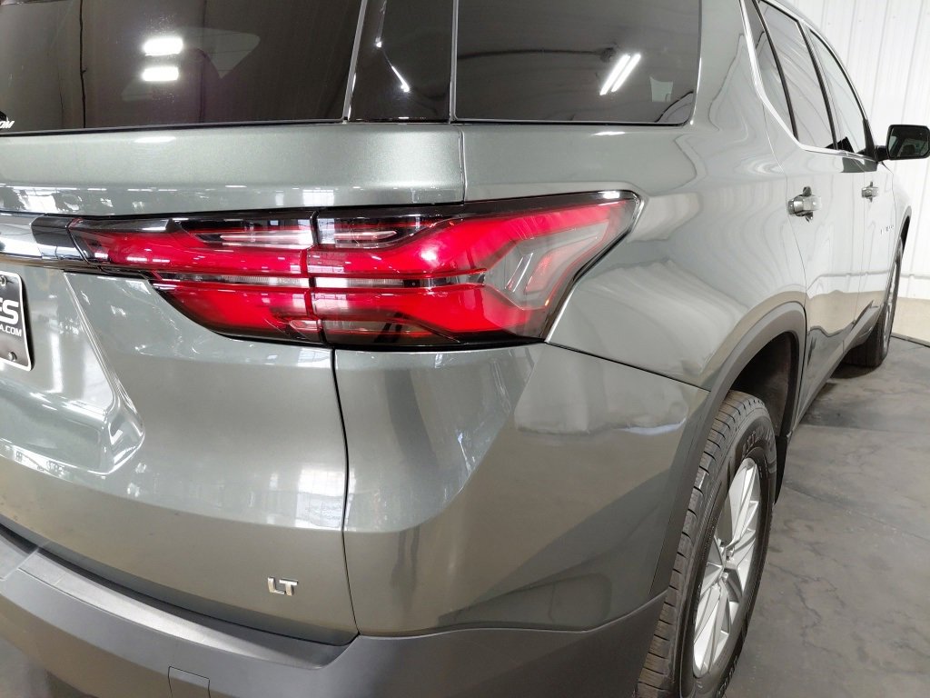 Used 2023 Chevrolet Traverse LT w/ LPO, Floor Liner Package image 15
