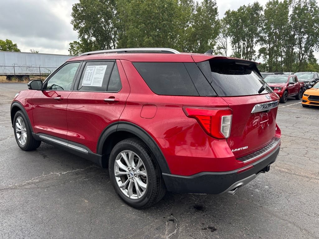 Used 2024 Ford Explorer Limited w/ Limited Technology Package AWD/4WD image 3