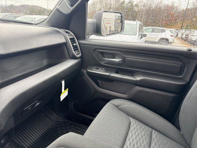 New 2026 RAM 1500 Classic Warlock image 24