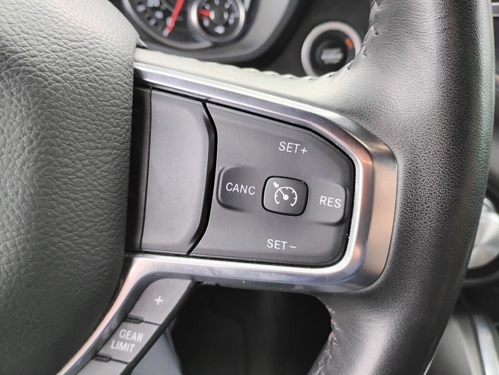 Used 2024 RAM 1500 Laramie AWD/4WD image 22