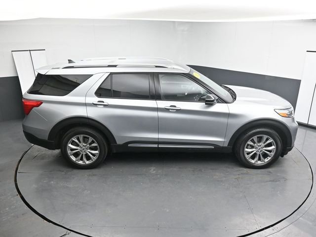 Used 2023 Ford Explorer Limited w/ Equipment Group 301A image 23