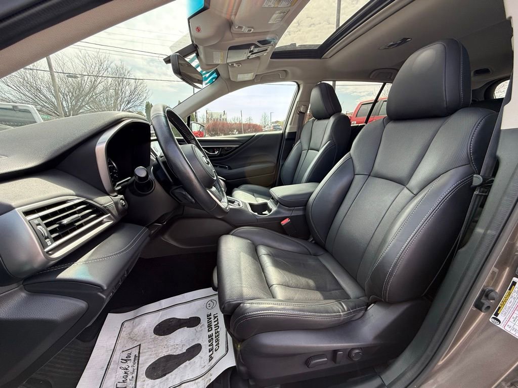 Used 2022 Subaru Outback Limited image 15
