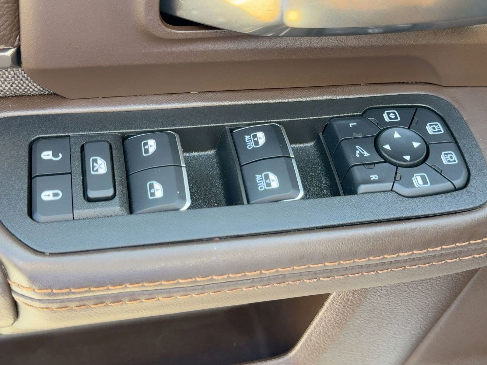 Used 2025 RAM 2500 Limited image 13