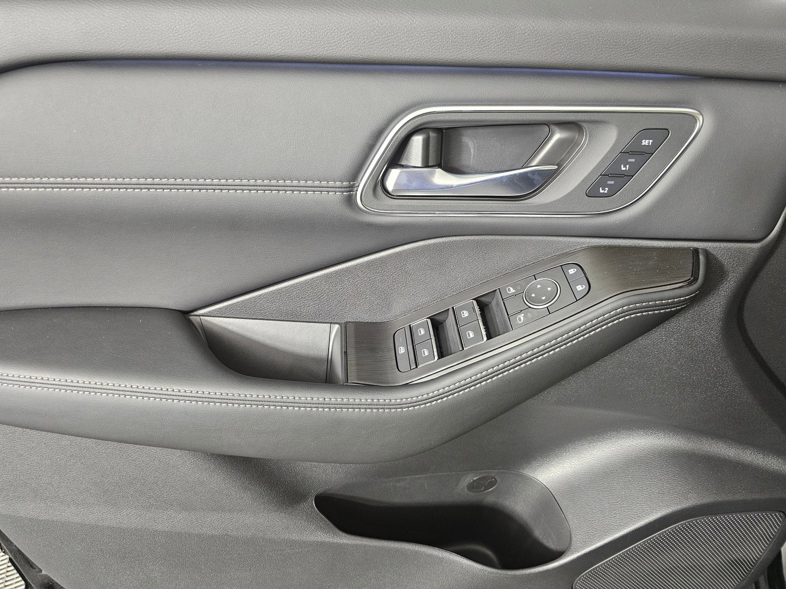 New 2026 Nissan Rogue Platinum w/ Platinum Premium Package image 36