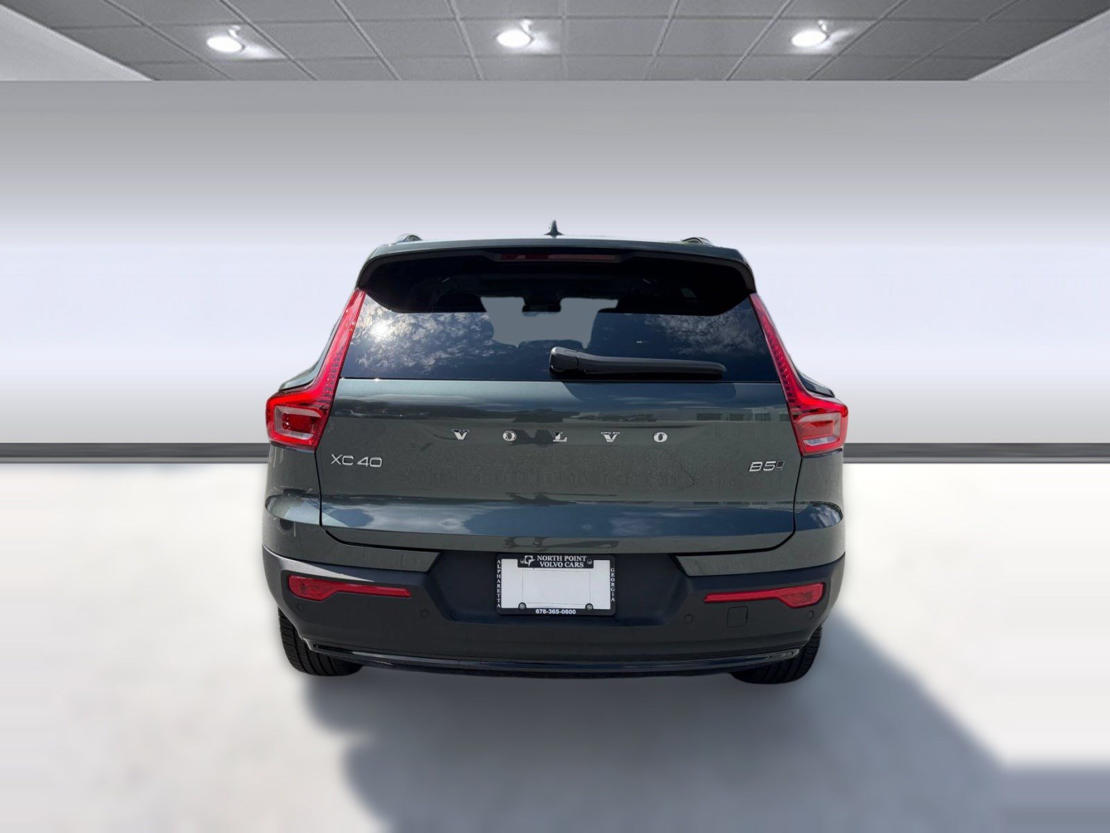 New 2026 Volvo XC40 B5 Plus w/ Climate Package AWD/4WD image 10