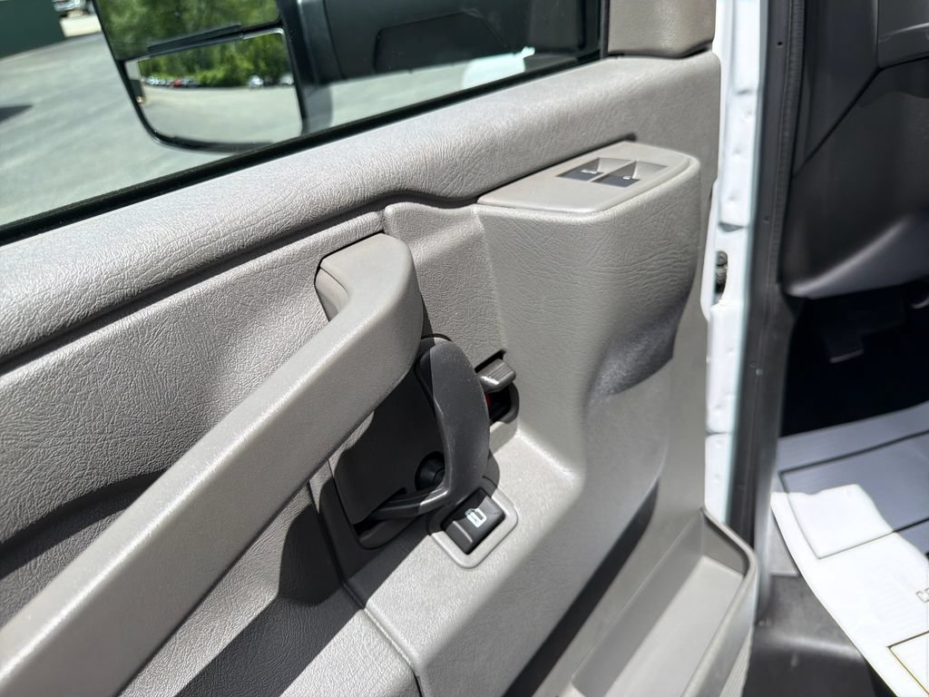 New 2026 GMC Savana 4500 w/ Power Convenience Package RWD image 14
