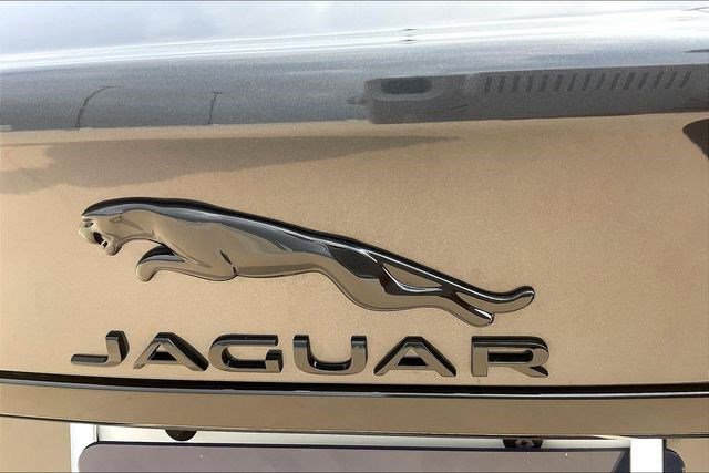 New 2024 Jaguar XF R-Dynamic SE image 9