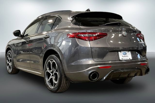 Used 2022 Alfa Romeo Stelvio Veloce image 12