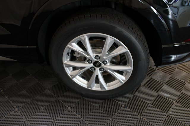 New 2025 Audi Q3 2.0T Premium image 21