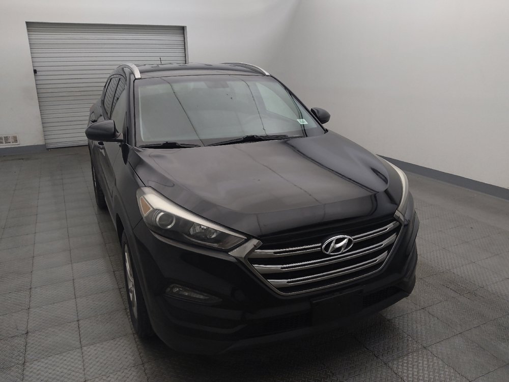 Used 2017 Hyundai Tucson SE w/ SE Popular Package 02 AWD/4WD image 14