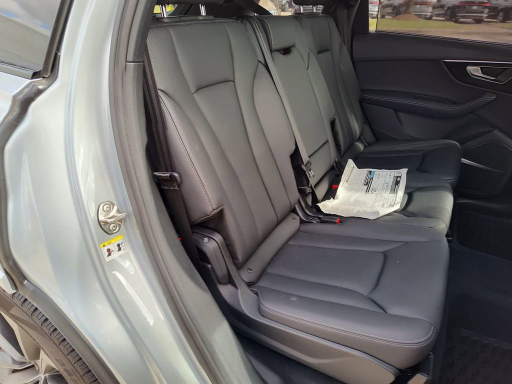Used 2025 Audi Q7 3.0T Premium Plus w/ Premium Plus Package image 36