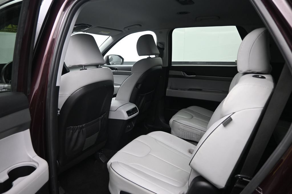 Used 2024 Hyundai Palisade SEL FWD image 24