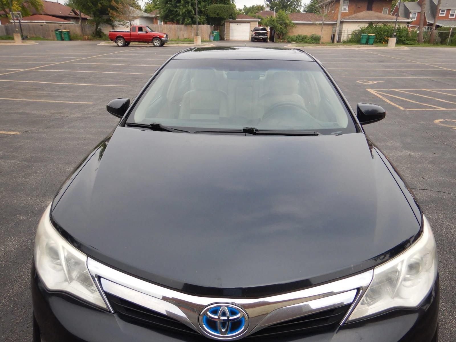 Used 2012 Toyota Camry XLE w/ Leather Pkg FWD image 3
