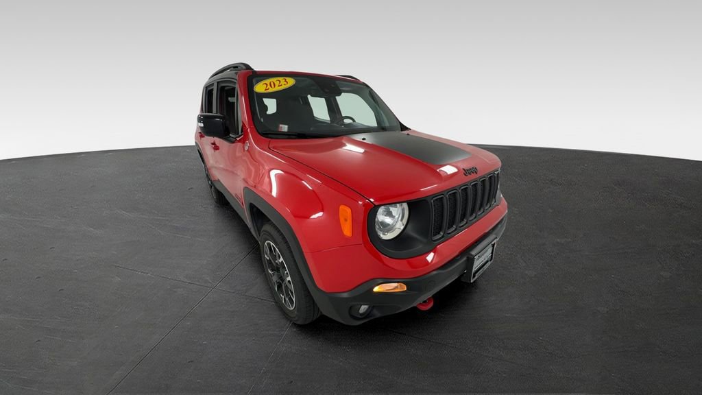 Used 2023 Jeep Renegade Trailhawk AWD/4WD image 1