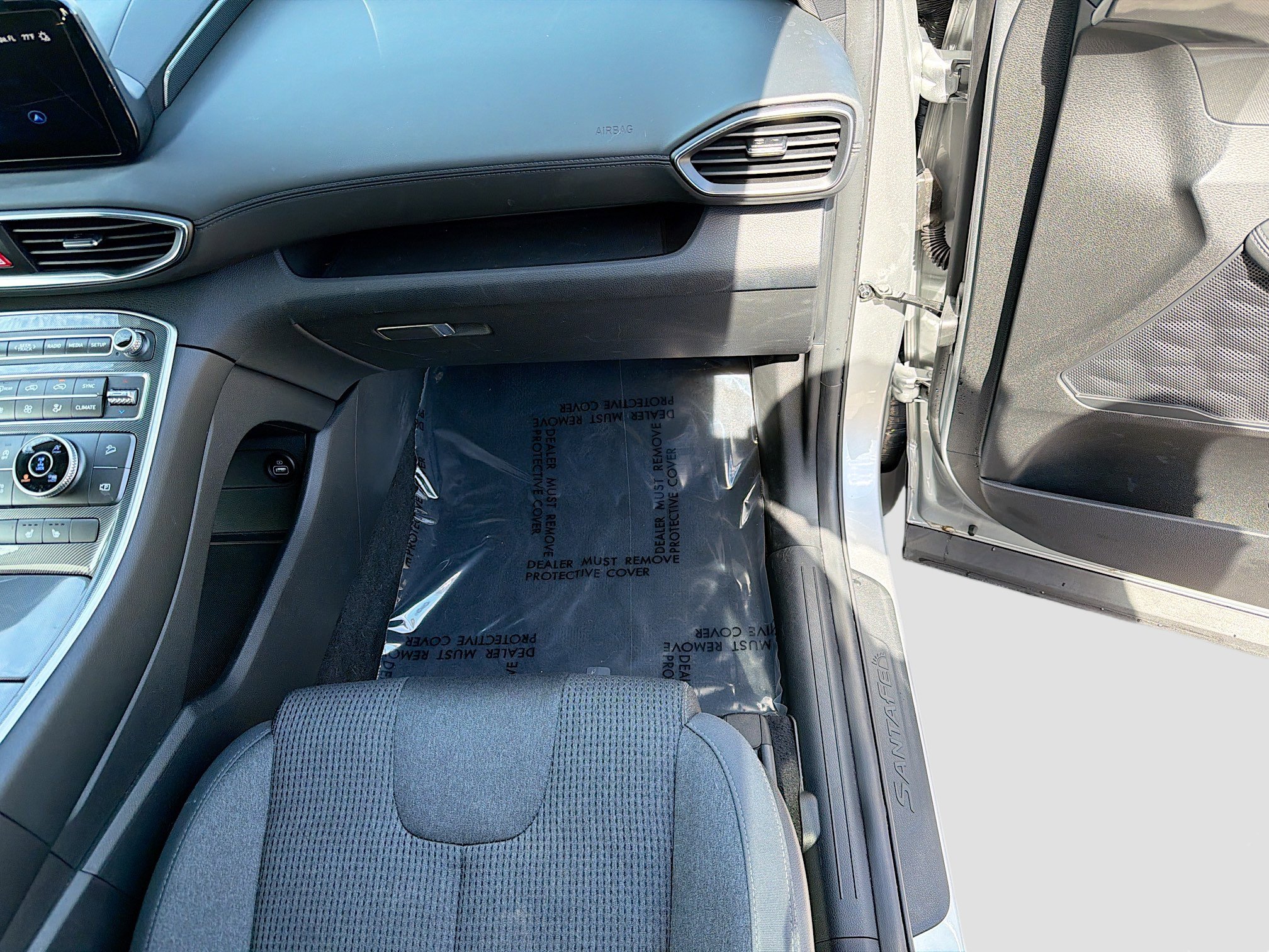 Used 2023 Hyundai Santa Fe SEL AWD/4WD image 17