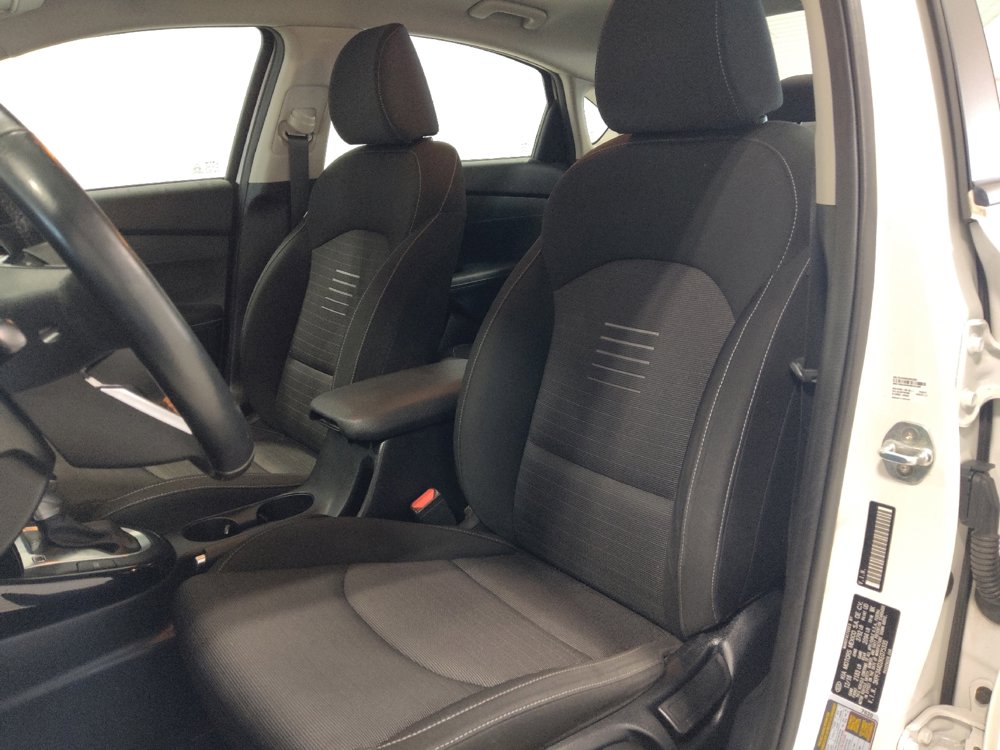 Used 2019 Kia Forte S image 17