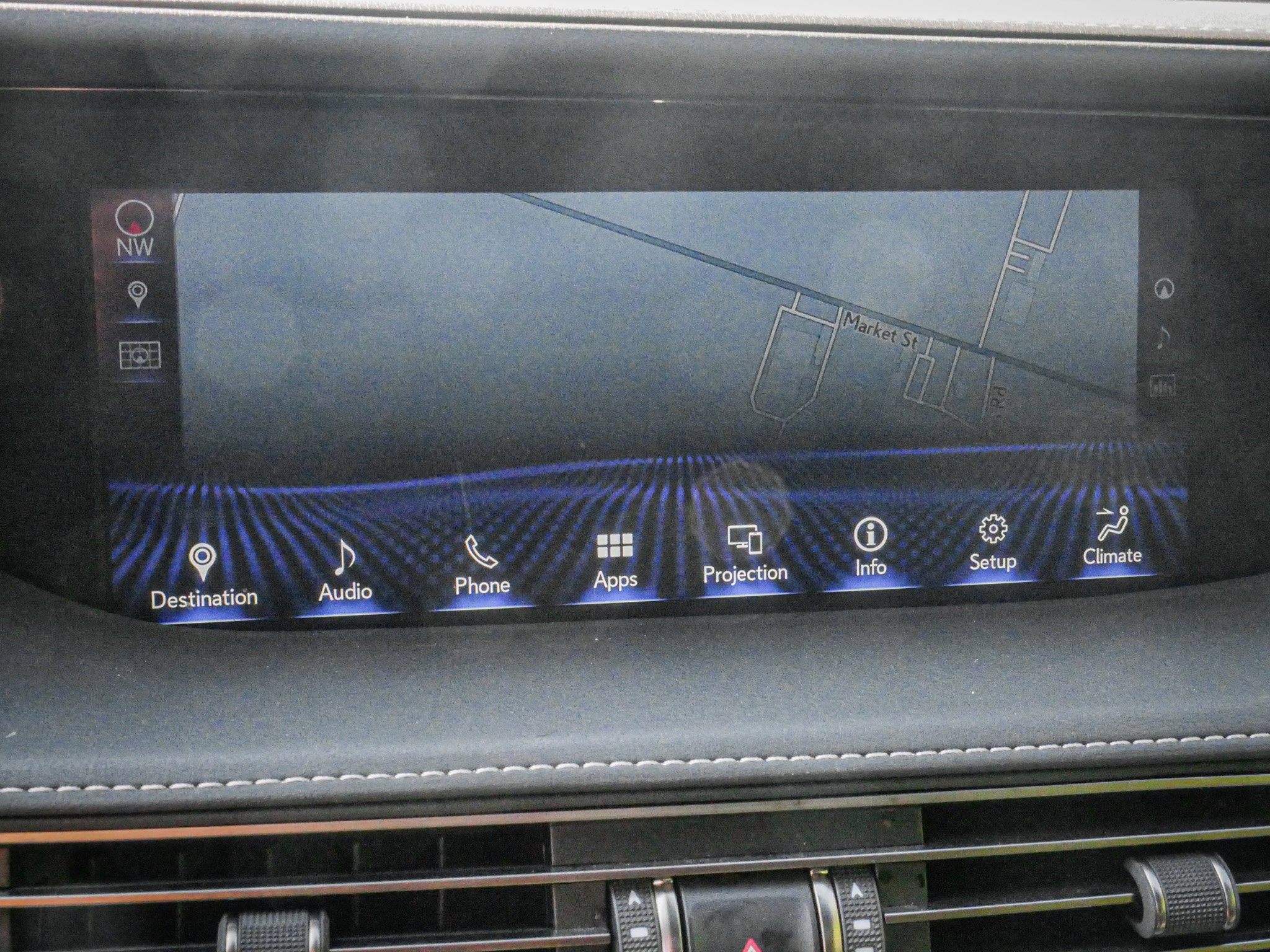 Used 2020 Lexus LS 500 w/ Interior Upgrade Package RWD image 24