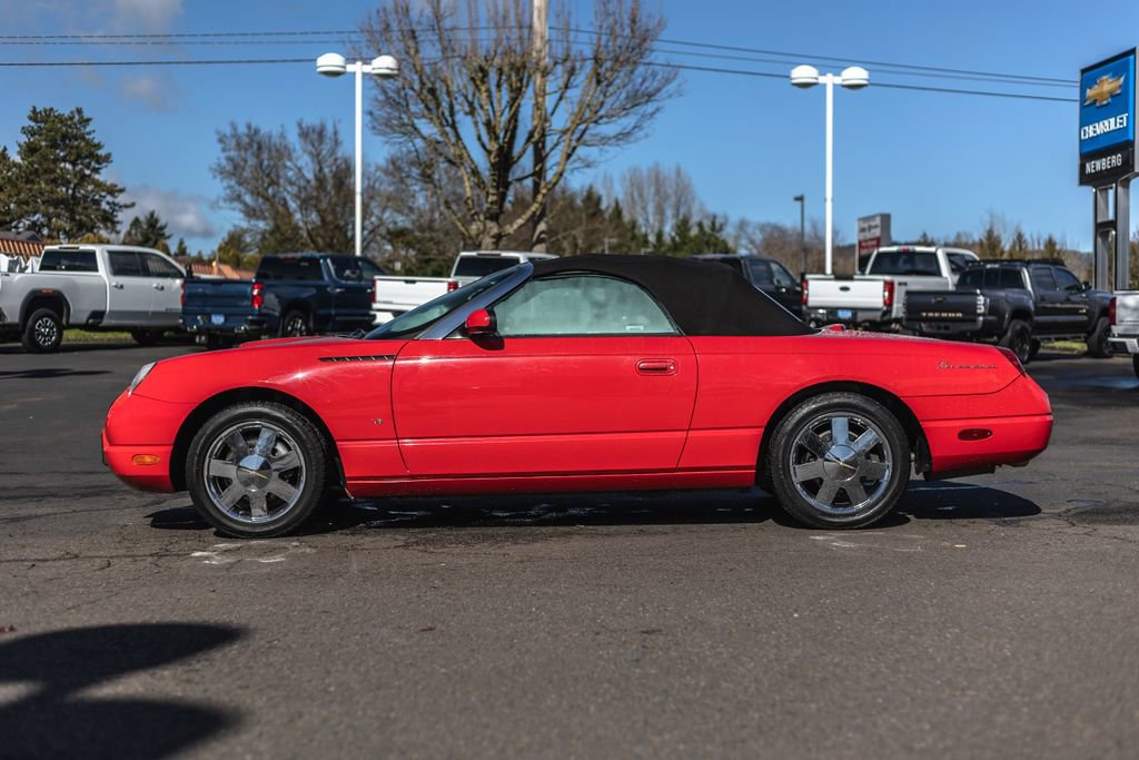 Used 2003 Ford Thunderbird image 12