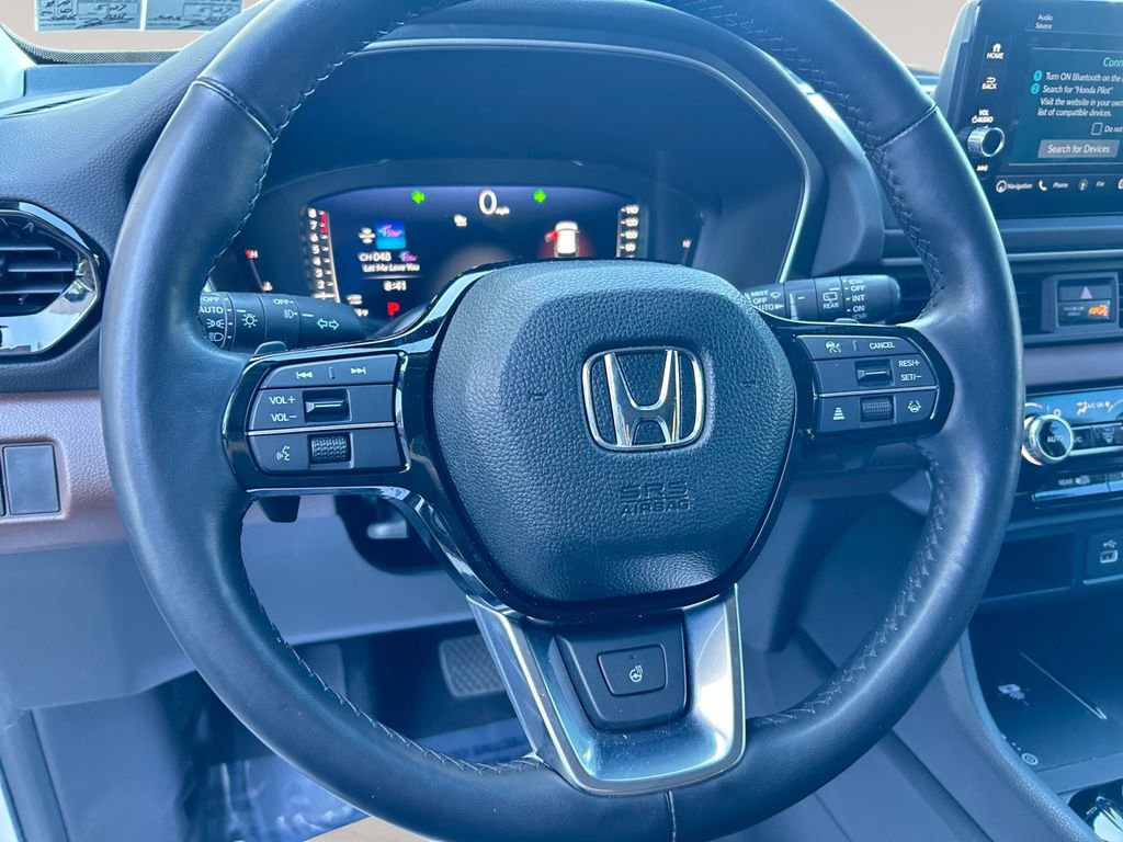 Used 2023 Honda Pilot Elite image 12