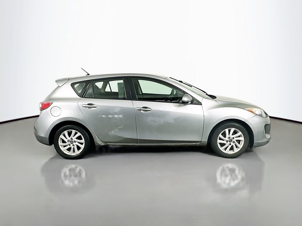 Used 2013 MAZDA MAZDA3 i Touring w/ Preferred Equipment Pkg image 9