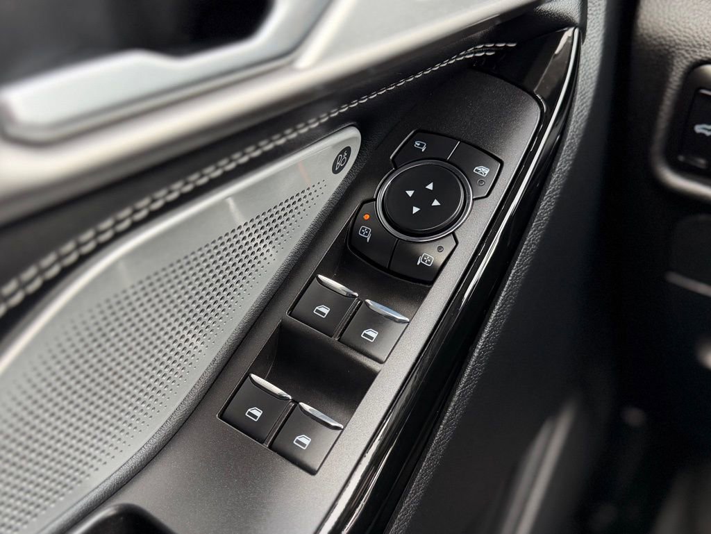 Used 2022 Ford Explorer ST w/ Equipment Group 401A image 25