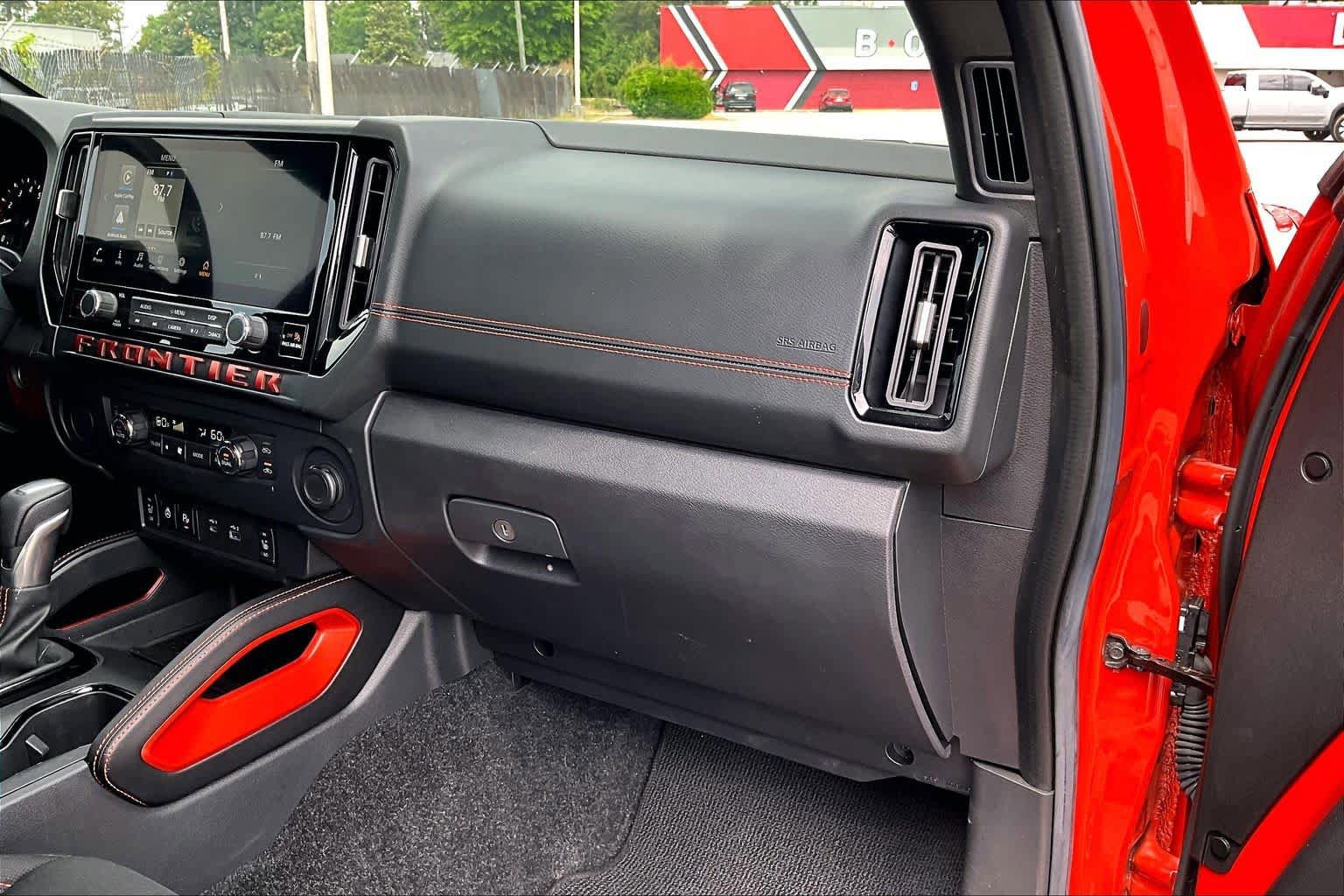 Used 2025 Nissan Frontier Pro-X w/ Pro Convenience Package RWD image 19